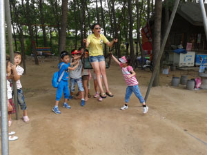 啟樂(lè)園暑期班蒙氏班兒童一日游